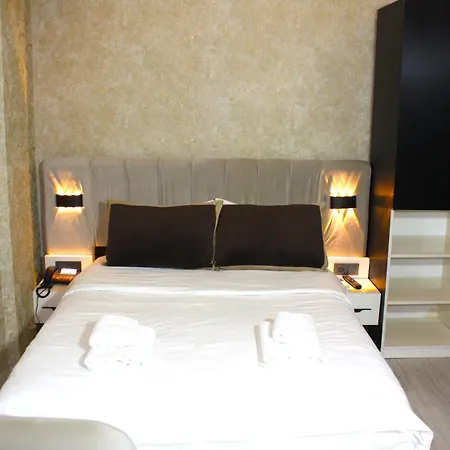 Sword Hotel *