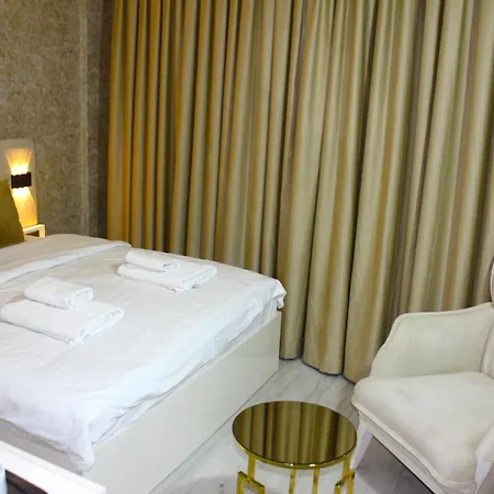 Sword Hotel