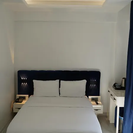 Hotell Sword