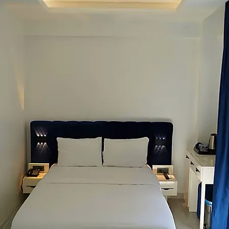 Hotel Sword