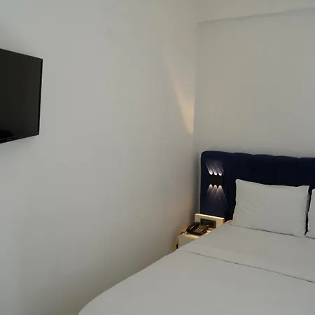 Sword Hotell *