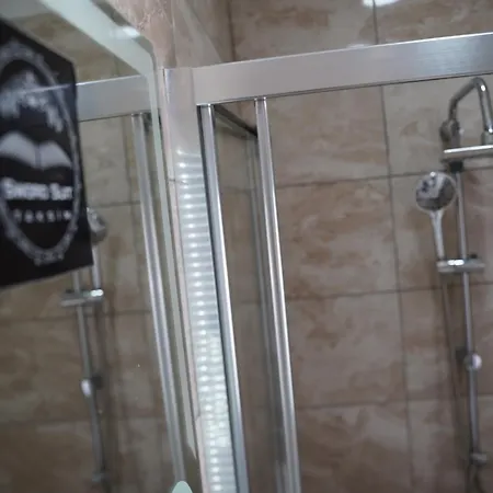 Sword Hotell *