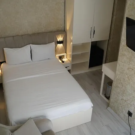 Sword Hotell *